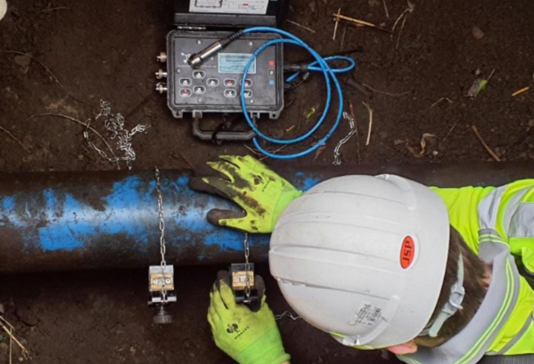 Making Best Use of Technologies for Water Leakage Detection